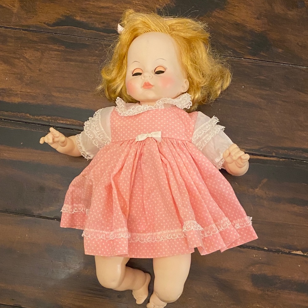 Vintage Madame Alexander Pussycat Doll